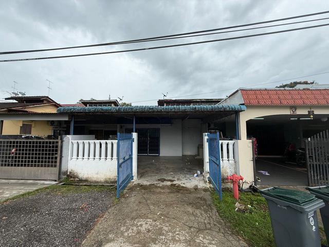 Terraced House for sale in Batu Pahat, Johor
