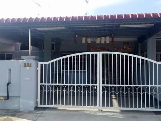 Terraced House for sale in Kluang
