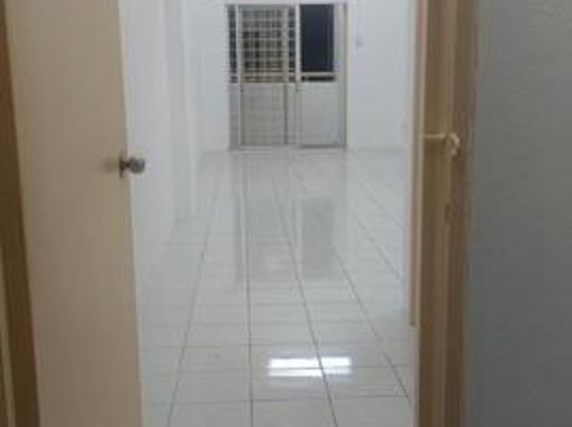 Apartment for sale in Nilai, Negeri Sembilan