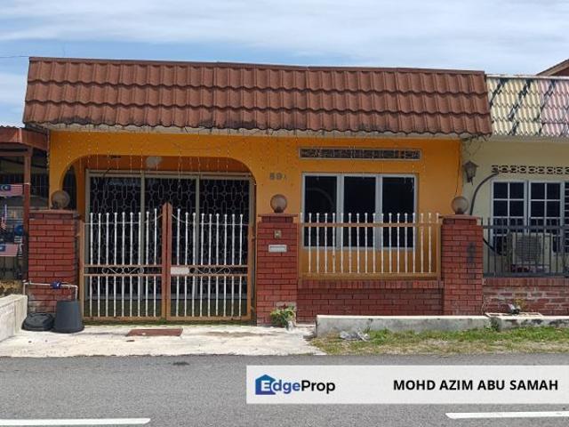 House for sale in Tanjong Karang, Selangor