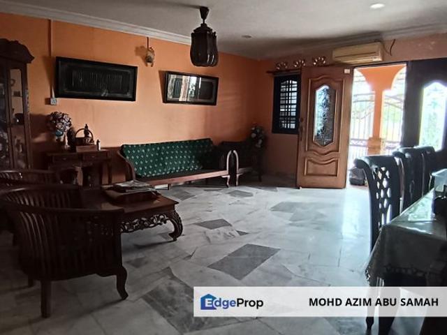 House for sale in Tanjong Karang, Selangor