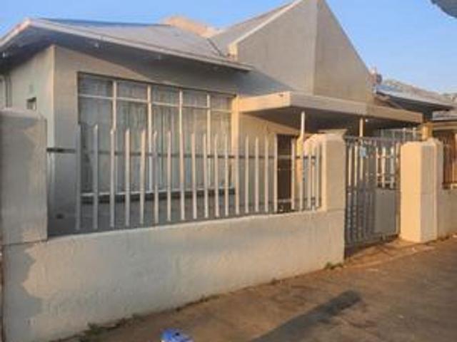 House for sale in Vosloorus, Gauteng