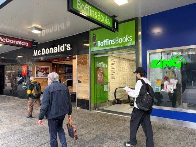 Retail for rent in Cockburn, Western Australia