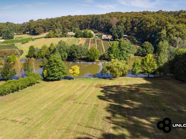 Land for sale in Camerons Creek, Victoria