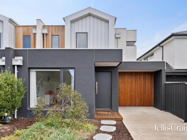 Townhouse for sale in Camerons Creek, Victoria