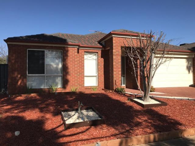 House for rent in Innisfail, Melbourne