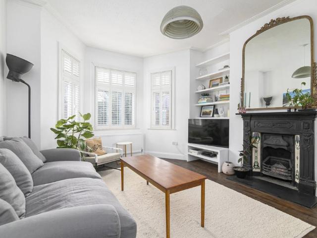 House for rent in Upper Clapton, Greater London