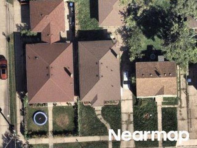 House for sale in Van Dyke, Warren