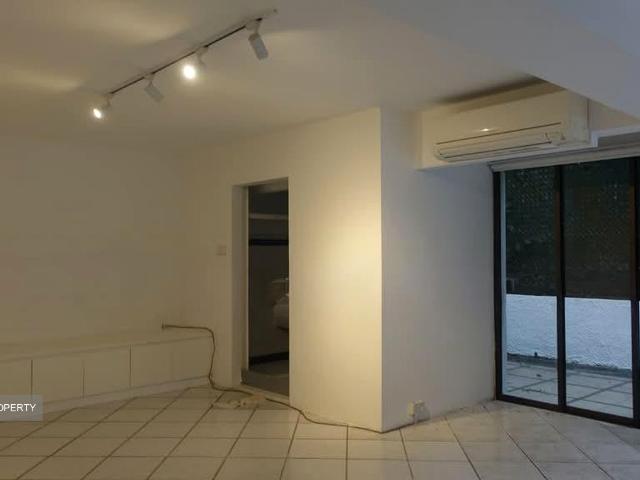 Detached House for sale in Holland