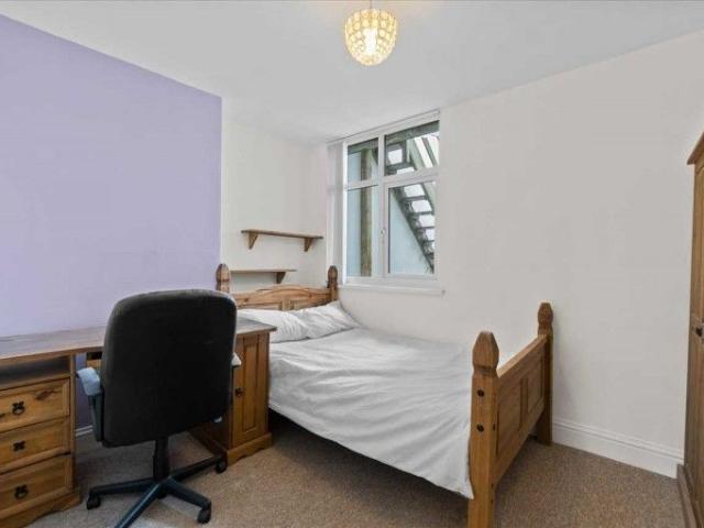 Apartment for rent in Mount Wise