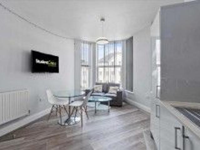 Apartment for rent in Mount Wise