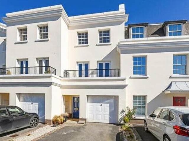 House for sale in Arundel, Clapham