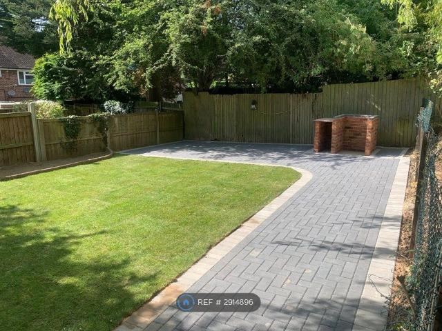 House for rent in New Barnet, Greater London