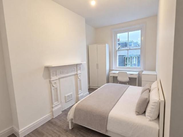 Room for rent in St. George in the East, Greater London