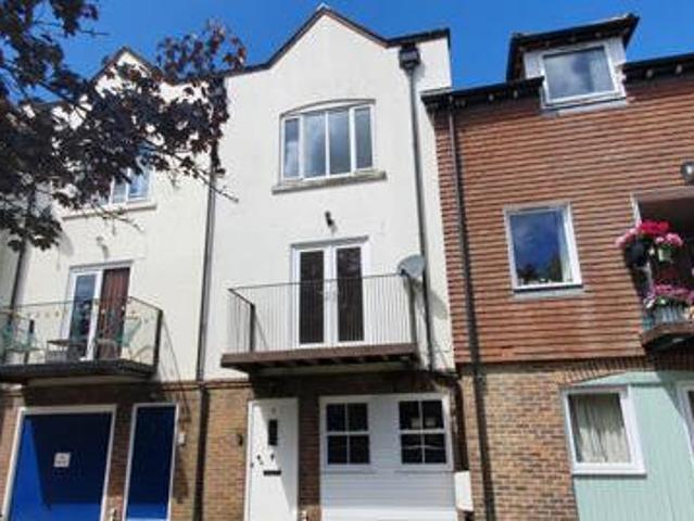 House for rent in Lyons, Greater London