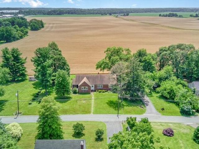 House for sale in Perryman