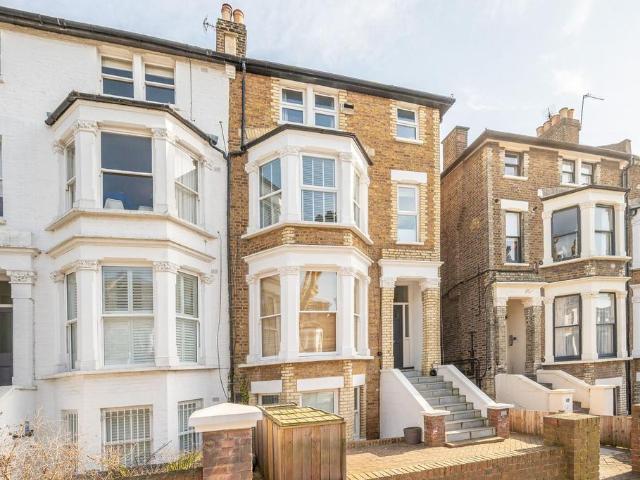 Apartment for rent in Kilburn, Greater London