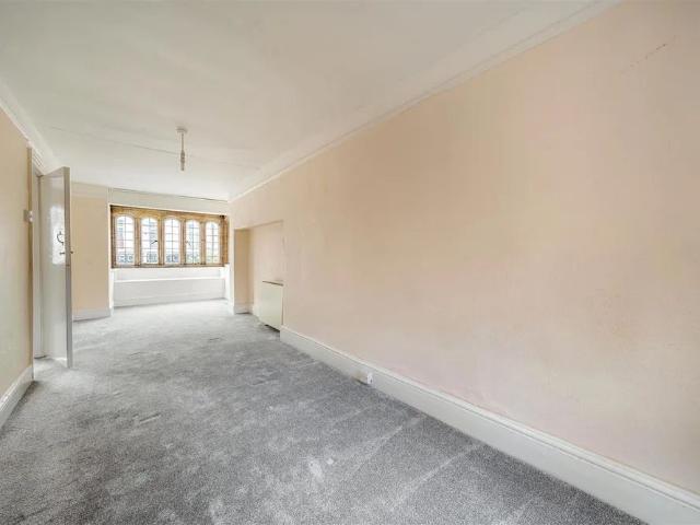 Apartment for rent in Chard Town, Chard