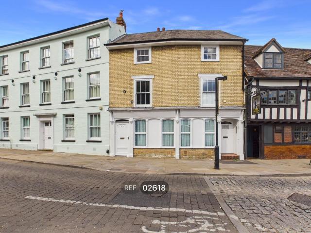 Apartment for rent in Key Street, Suffolk