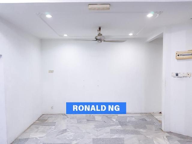 Terraced House for rent in Georgetown, Penang