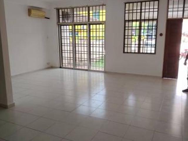 Terraced House for rent in Georgetown, Penang