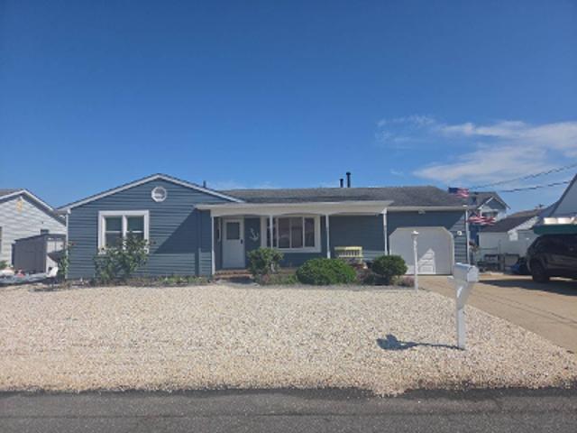 House for sale in Lanoka Harbor, New Jersey