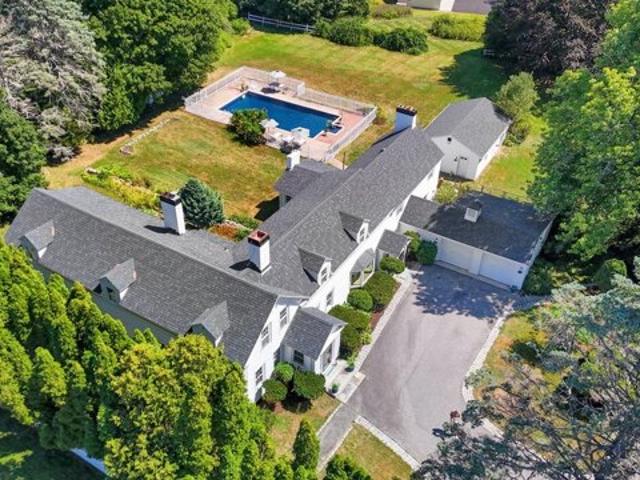 House for sale in Cumberland Foreside, Cumberland