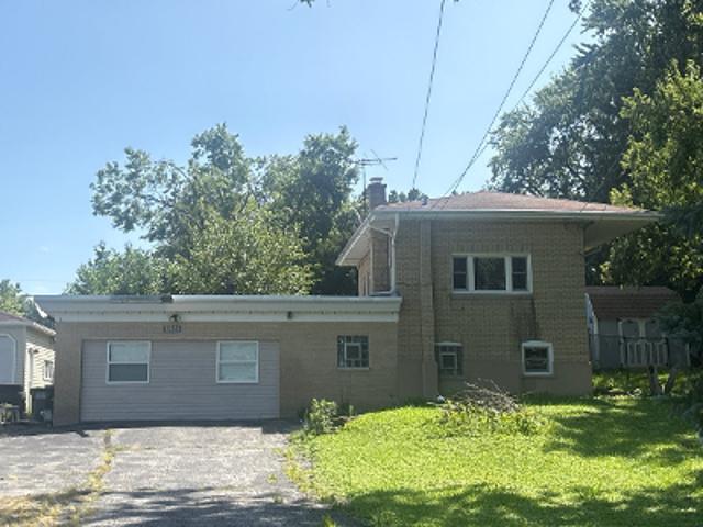 House for sale in Oak Forest, Illinois