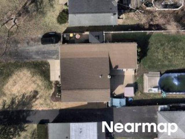 House for sale in Illinois