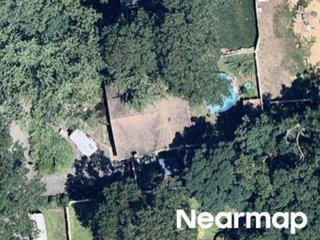 House for sale in Lake Grove
