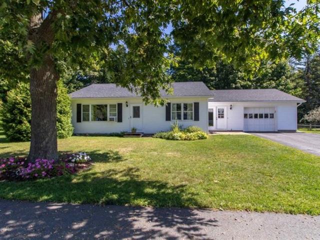 House for sale in Derby Line, Derby