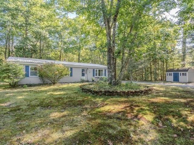 House for sale in Barrington, Strafford County