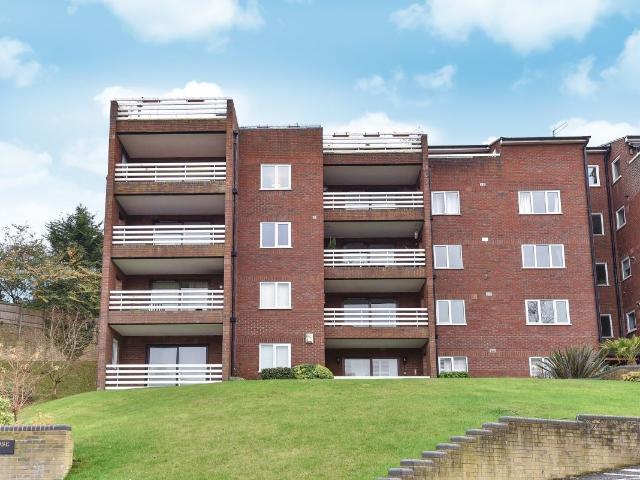 Apartment for rent in Bickley, Greater London