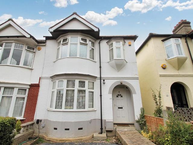 House for rent in London Borough of Waltham Forest, Greater London