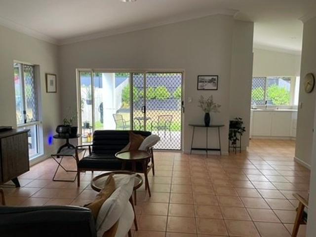 House for sale in Mount Sheridan, Cairns Regional