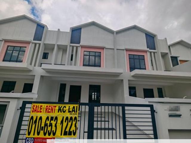 House for rent in Sendayan Village, Negeri Sembilan