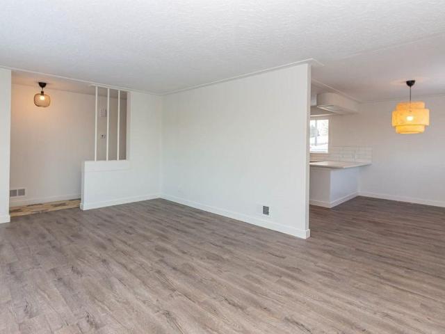 Apartment for rent in Wedgewood, Alberta