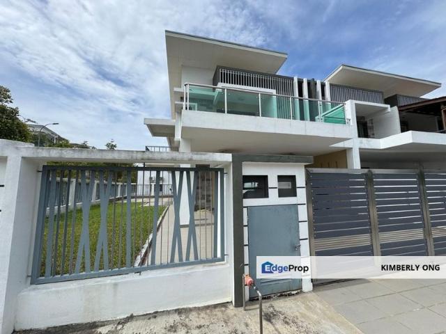 House for sale in Sendayan Village, Negeri Sembilan