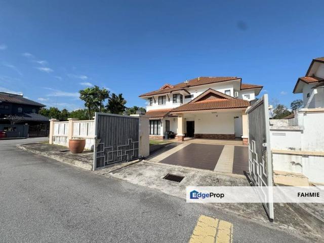 House for sale in Sendayan Village, Negeri Sembilan