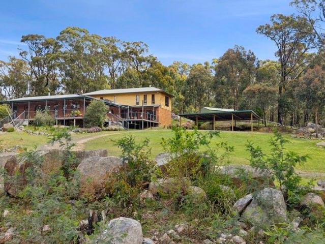 House for sale in Benloch, Victoria