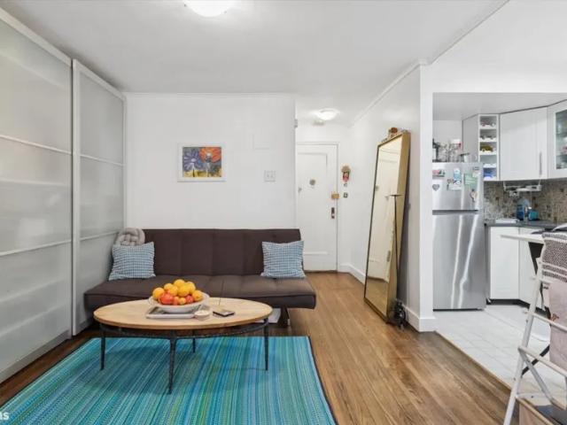 Apartment for sale in Queens, Arverne