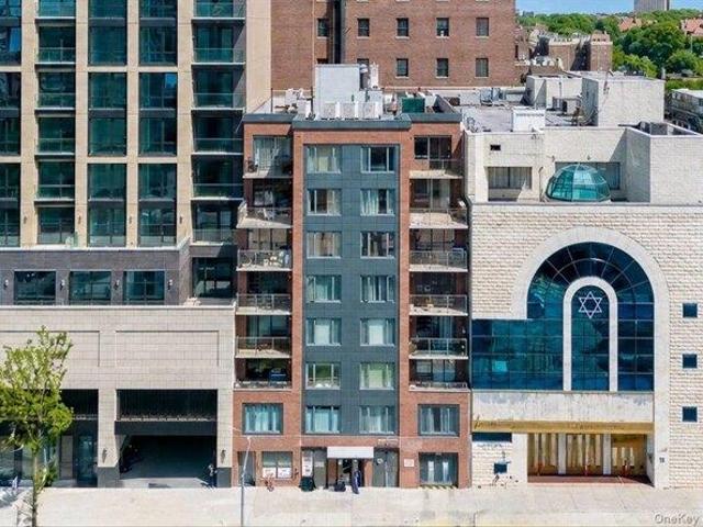 Condo for sale in Queens, Arverne