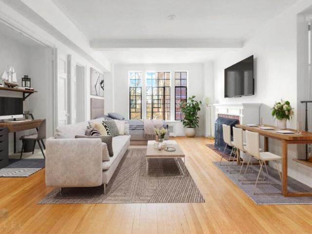 Apartment for sale in Queens, Arverne