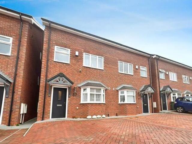 House for sale in Bloxwich, West Midlands