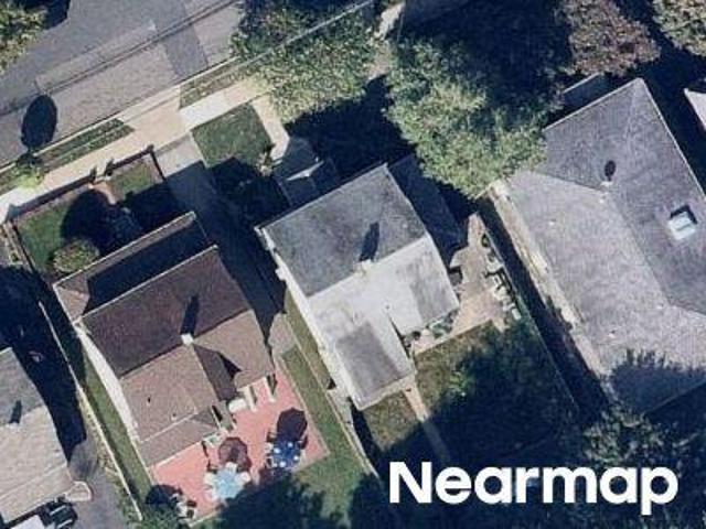 House for sale in Cos Cob, Connecticut