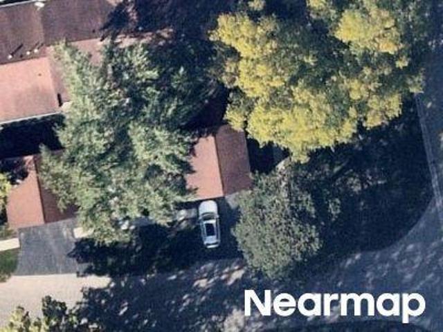 House for sale in Mchenry, Illinois
