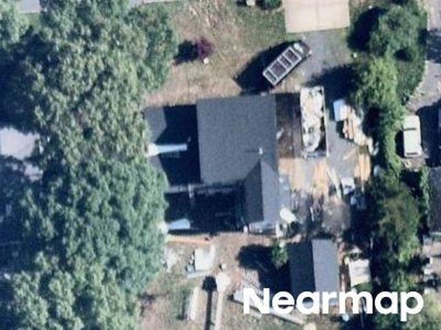 House for sale in Smithtown, New York