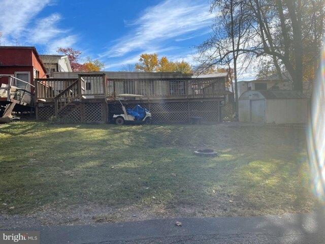 Land for sale in Falling Waters