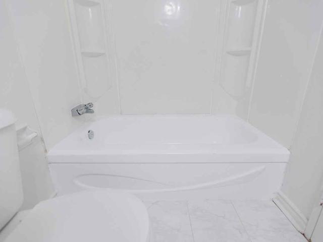 Apartment for rent in Mulhurst Bay, Ontario