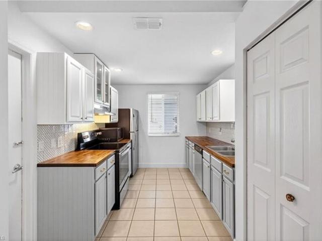 House for sale in Bonita Springs